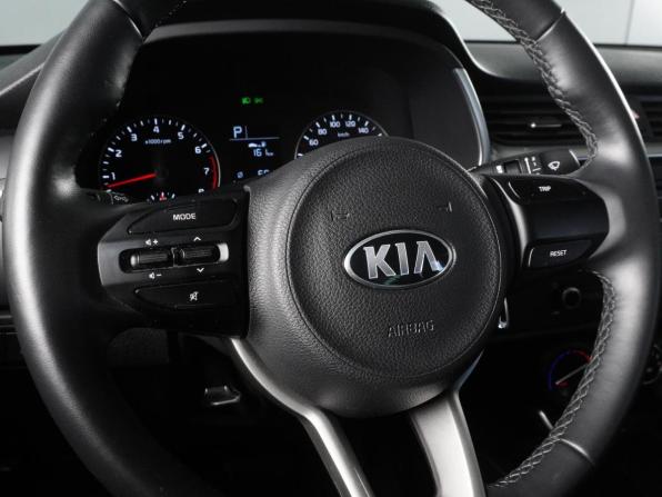 Kia Rio IV Рестайлинг с пробегом 2021 года, цена 1 849 000 рублей, 21664 км, седан, Автокод Объявления
