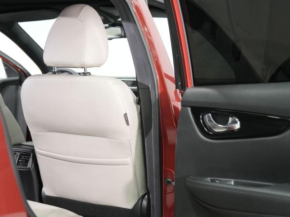 Nissan Qashqai II с пробегом 2017 года, цена 1 970 000 рублей, 138600 км, внедорожник, Автокод Объявления
