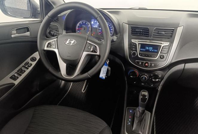 Hyundai Solaris I с пробегом 2014 года, цена 970 000 рублей, 156000 км, хэтчбек, Автокод Объявления