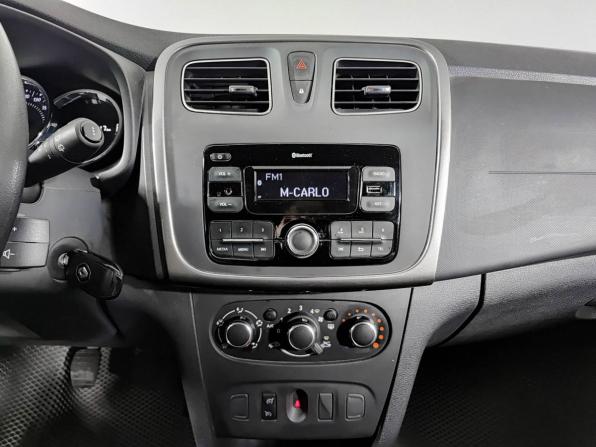 Renault Sandero II Рестайлинг с пробегом 2020 года, цена 970 000 рублей, 202213 км, хэтчбек, Автокод Объявления