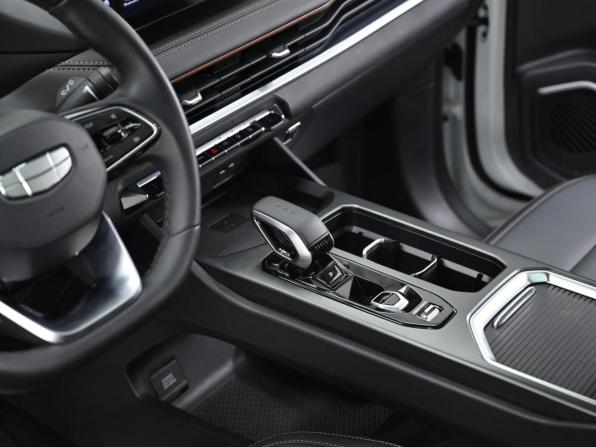 Geely Okavango I Рестайлинг с пробегом 2024 года, цена 2 699 000 рублей, 32000 км, внедорожник, Автокод Объявления
