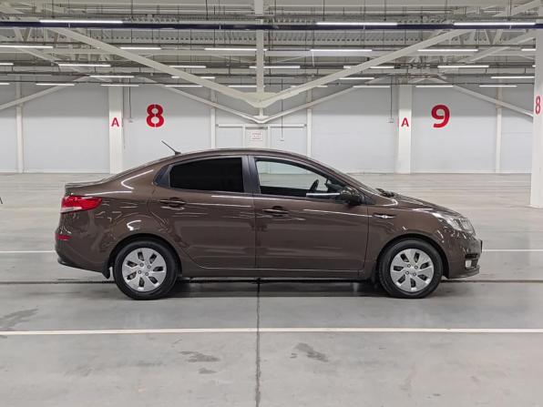 Kia Rio III Рестайлинг с пробегом 2015 года, цена 1 030 000 рублей, 120536 км, седан, Автокод Объявления
