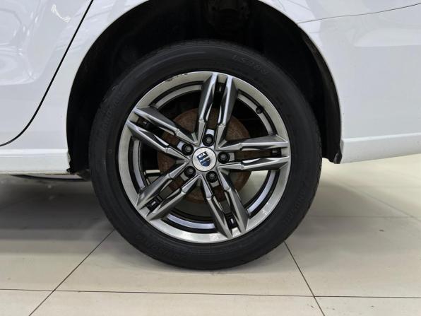 Volkswagen Polo V Рестайлинг с пробегом 2019 года, цена 1 390 000 рублей, 87974 км, седан, Автокод Объявления