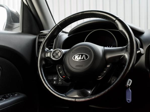 Kia Soul II Рестайлинг с пробегом 2017 года, цена 1 165 000 рублей, 179719 км, хэтчбек, Автокод Объявления