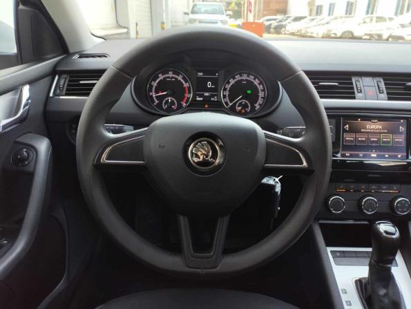 Skoda Octavia III (A7) Рестайлинг с пробегом 2019 года, цена 1 610 000 рублей, 96047 км, лифтбек, Автокод Объявления