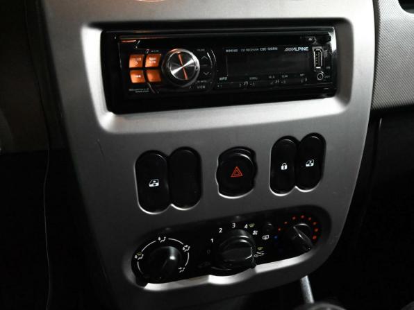 Renault Sandero I с пробегом 2012 года, цена 495 000 рублей, 197609 км, хэтчбек, Автокод Объявления