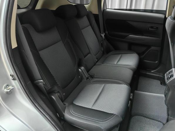 Mitsubishi Outlander III Рестайлинг 3 с пробегом 2021 года, цена 2 449 000 рублей, 92208 км, внедорожник, Автокод Объявления