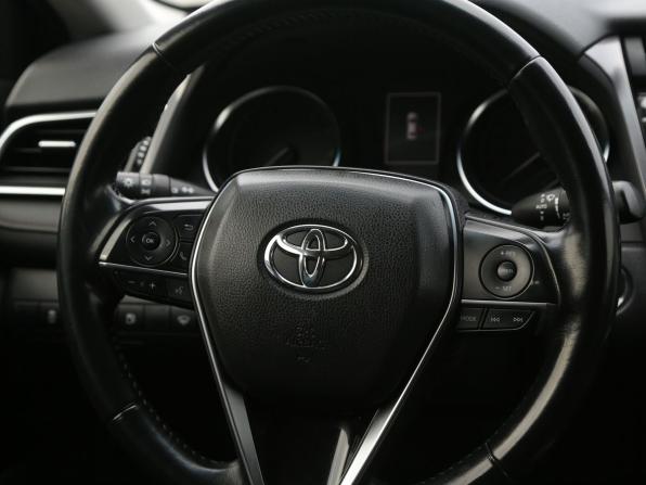 Toyota Camry VIII (XV70) с пробегом 2018 года, цена 2 231 000 рублей, 172000 км, седан, Автокод Объявления
