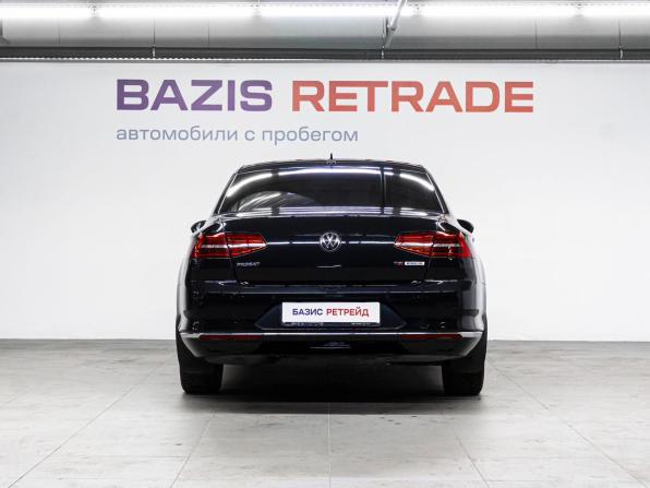Volkswagen Passat B8 с пробегом 2017 года, цена 2 055 000 рублей, 128957 км, седан, Автокод Объявления