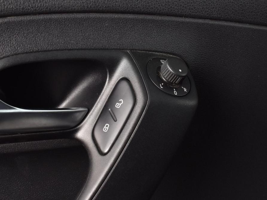 Volkswagen Polo V Рестайлинг Кемерово  - изображение 19