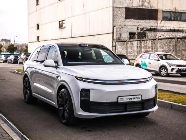 Li Auto (Lixiang) L6 I с пробегом 2024 года, цена 5 499 000 рублей, 67792 км, внедорожник, Автокод Объявления
