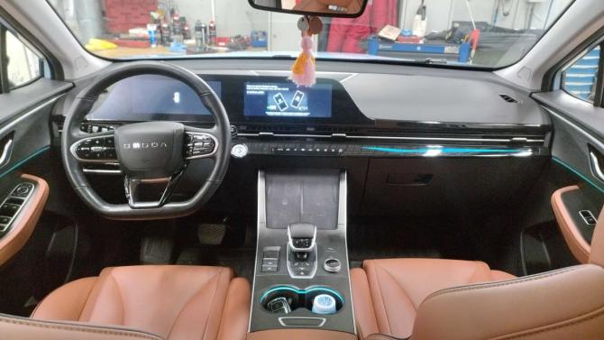 Omoda C5 I с пробегом 2023 года, цена 1 590 000 рублей, 61177 км, внедорожник, Автокод Объявления