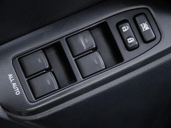 Toyota Land Cruiser Prado 150 Series с пробегом 2012 года, цена 2 198 000 рублей, 385563 км, внедорожник, Автокод Объявления