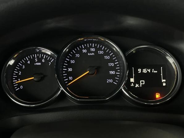 Renault Logan II Рестайлинг с пробегом 2019 года, цена 1 030 000 рублей, 91622 км, седан, Автокод Объявления