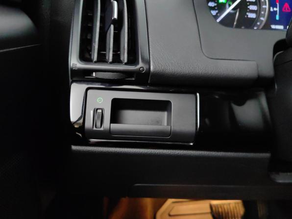 Land Rover Freelander II Рестайлинг 2 с пробегом 2014 года, цена 1 299 000 рублей, 203816 км, внедорожник, Автокод Объявления