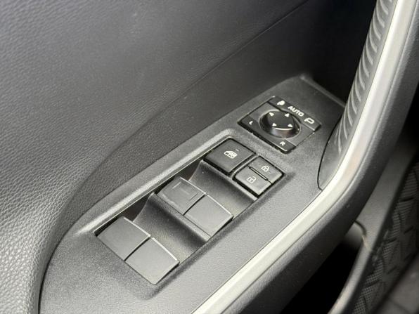 Toyota RAV4 V (XA50) с пробегом 2020 года, цена 4 245 000 рублей, 63342 км, внедорожник, Автокод Объявления
