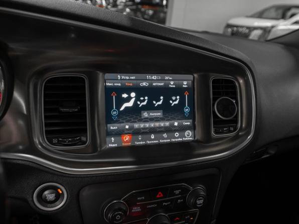Dodge Charger VII (LD) Рестайлинг с пробегом 2020 года, цена 4 490 000 рублей, 107248 км, седан, Автокод Объявления