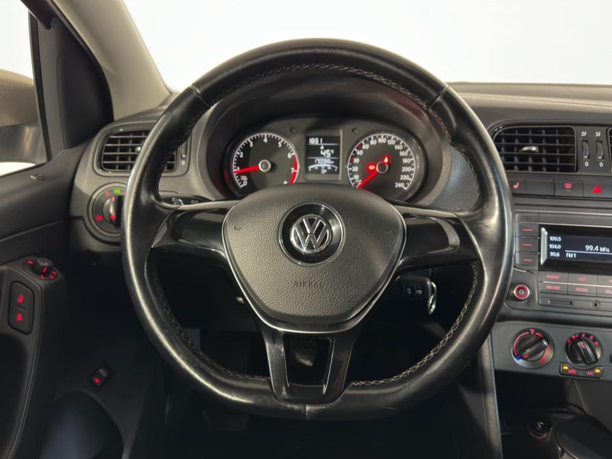 Volkswagen Polo V Рестайлинг Великий Новгород  - изображение 13