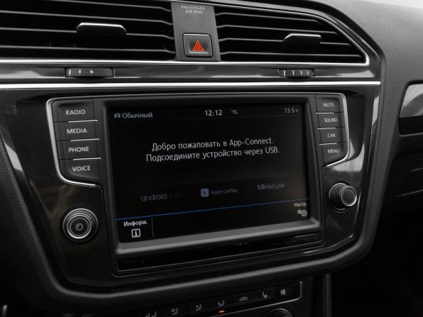 Volkswagen Tiguan II с пробегом 2017 года, цена 2 380 000 рублей, 159097 км, внедорожник, Автокод Объявления