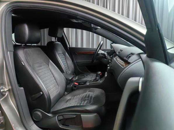 Volkswagen Passat B7 с пробегом 2014 года, цена 1 150 000 рублей, 151771 км, седан, Автокод Объявления