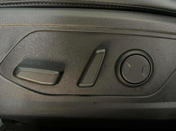 Kia Sportage V с пробегом 2023 года, цена 3 450 000 рублей, 43000 км, внедорожник, Автокод Объявления