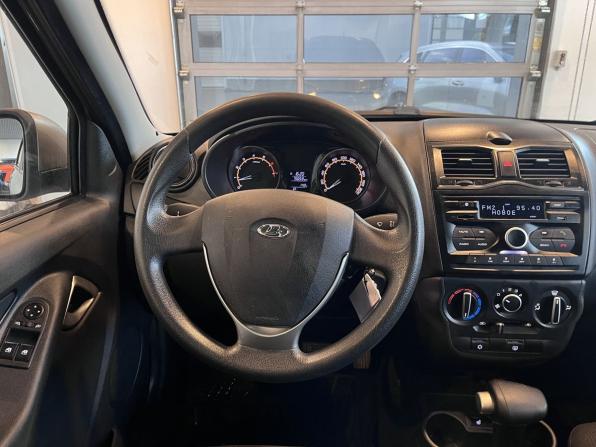 Lada (ВАЗ) Granta I Рестайлинг с пробегом 2019 года, цена 888 000 рублей, 75697 км, лифтбек, Автокод Объявления