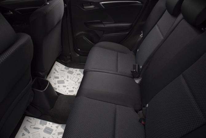 Honda Fit III Рестайлинг с пробегом 2018 года, цена 1 299 000 рублей, 90000 км, хэтчбек, Автокод Объявления