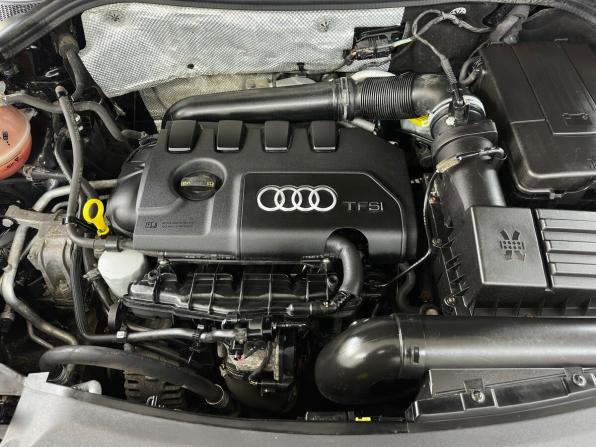Audi Q3 I (8U) с пробегом 2013 года, цена 1 515 000 рублей, 176612 км, внедорожник, Автокод Объявления