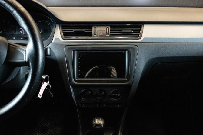 Skoda Rapid I с пробегом 2015 года, цена 809 000 рублей, 171651 км, лифтбек, Автокод Объявления