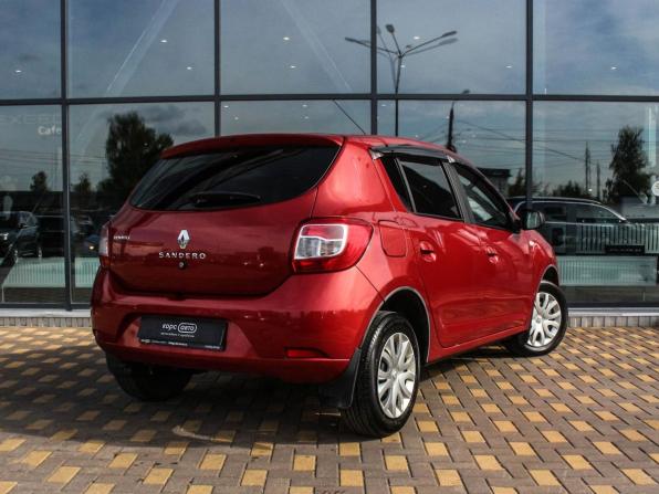 Renault Sandero II с пробегом 2016 года, цена 692 000 рублей, 176000 км, хэтчбек, Автокод Объявления