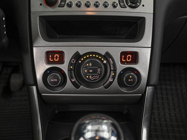 Peugeot 308 I с пробегом 2010 года, цена 398 000 рублей, 217580 км, хэтчбек, Автокод Объявления