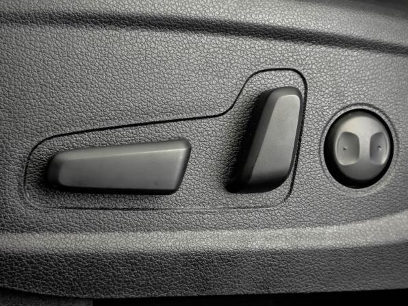 Hyundai Santa Fe IV Рестайлинг с пробегом 2022 года, цена 3 550 000 рублей, 49228 км, внедорожник, Автокод Объявления