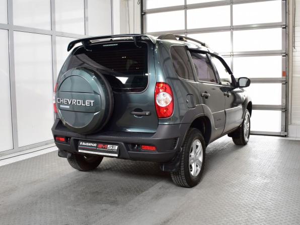 Chevrolet Niva I Рестайлинг с пробегом 2011 года, цена 795 995 рублей, 179748 км, внедорожник, Автокод Объявления