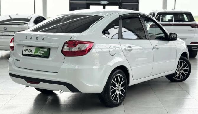 Lada (ВАЗ) Granta I Рестайлинг с пробегом 2023 года, цена 899 000 рублей, 38000 км, лифтбек, Автокод Объявления