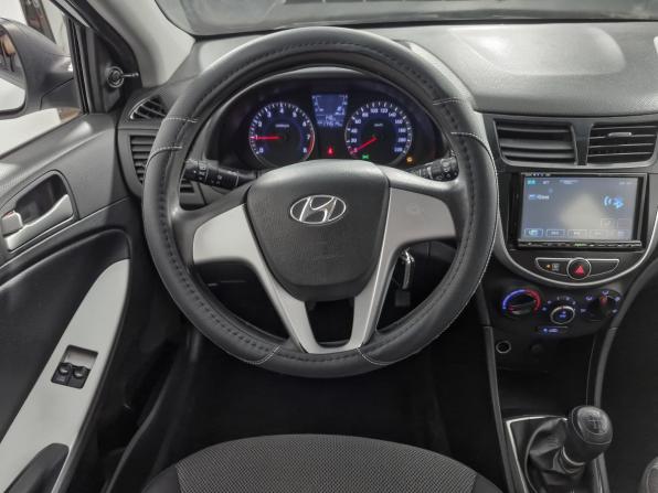 Hyundai Solaris I с пробегом 2013 года, цена 554 000 рублей, 174614 км, хэтчбек, Автокод Объявления