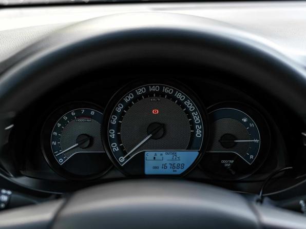 Toyota Corolla XI (E160 E170 E180) с пробегом 2013 года, цена 1 030 000 рублей, 167241 км, седан, Автокод Объявления
