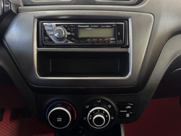 Kia Rio III с пробегом 2013 года, цена 595 000 рублей, 237757 км, хэтчбек, Автокод Объявления