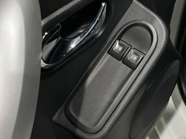 Nissan Terrano III (D10) с пробегом 2016 года, цена 1 298 000 рублей, 127401 км, внедорожник, Автокод Объявления