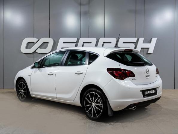 Opel Astra J с пробегом 2012 года, цена 844 000 рублей, 142612 км, хэтчбек, Автокод Объявления