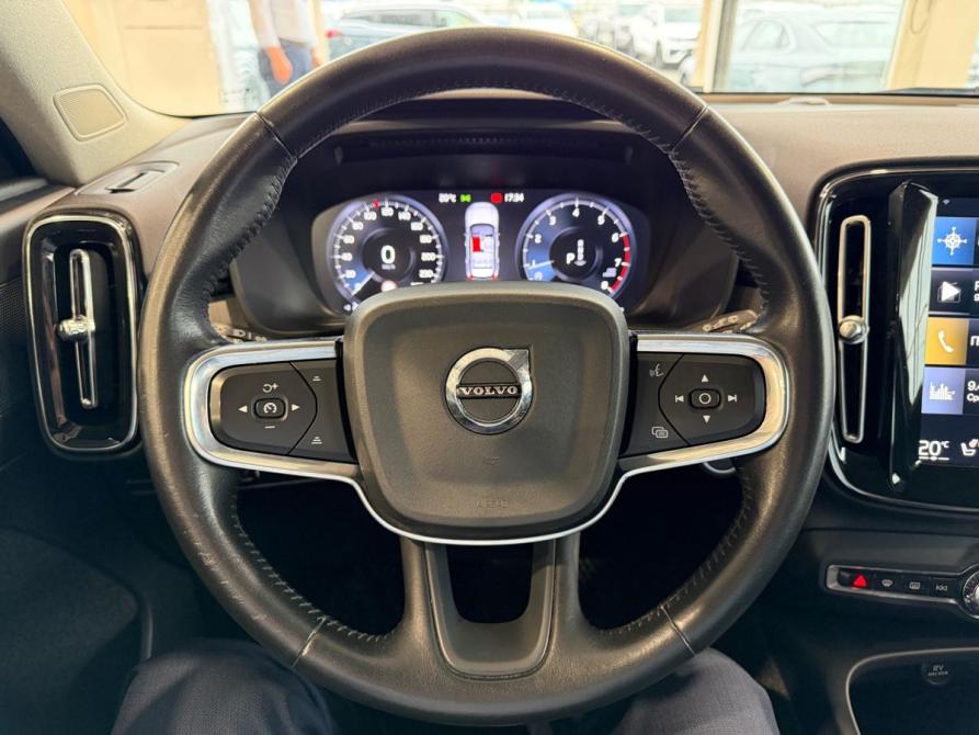 Volvo XC40 I Москва  - изображение 15