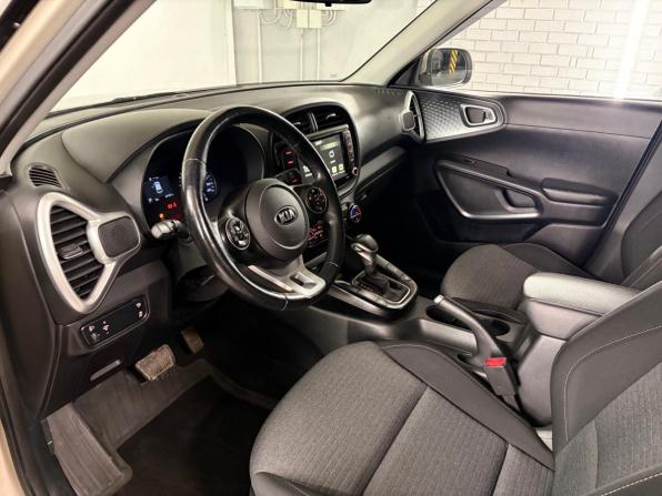 Kia Soul III с пробегом 2021 года, цена 1 999 000 рублей, 63159 км, хэтчбек, Автокод Объявления