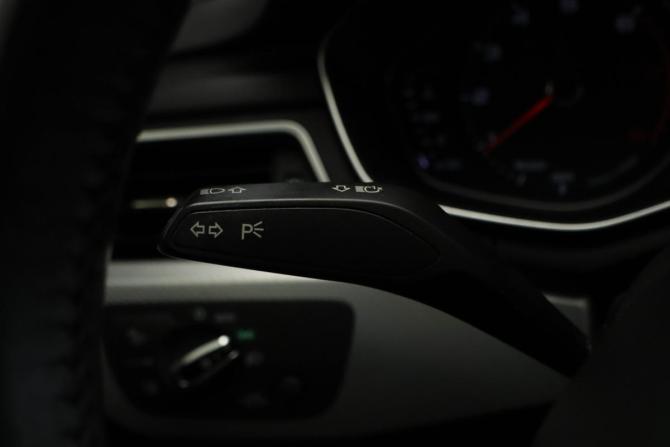 Audi A4 V (B9) с пробегом 2016 года, цена 2 150 000 рублей, 115204 км, седан, Автокод Объявления