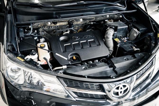 Toyota RAV4 IV (XA40) с пробегом 2013 года, цена 1 670 000 рублей, 201699 км, внедорожник, Автокод Объявления