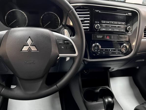 Mitsubishi Outlander III Рестайлинг с пробегом 2014 года, цена 1 545 000 рублей, 204627 км, внедорожник, Автокод Объявления