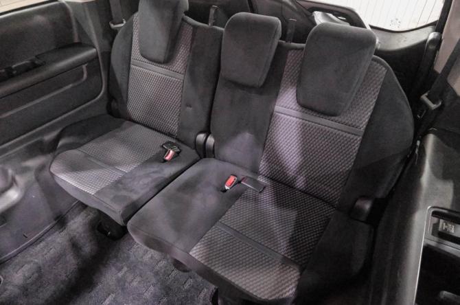 Honda Stepwgn V с пробегом 2016 года, цена 1 799 000 рублей, 117000 км, минивэн, Автокод Объявления