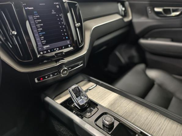 Volvo XC60 II Рестайлинг с пробегом 2021 года, цена 4 327 800 рублей, 60000 км, внедорожник, Автокод Объявления