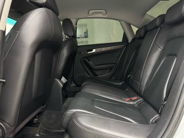 Audi A4 IV (B8) Рестайлинг с пробегом 2014 года, цена 1 500 000 рублей, 187383 км, седан, Автокод Объявления