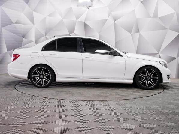 Mercedes-Benz C-Класс III (W204) Рестайлинг с пробегом 2013 года, цена 1 655 000 рублей, 197090 км, седан, Автокод Объявления