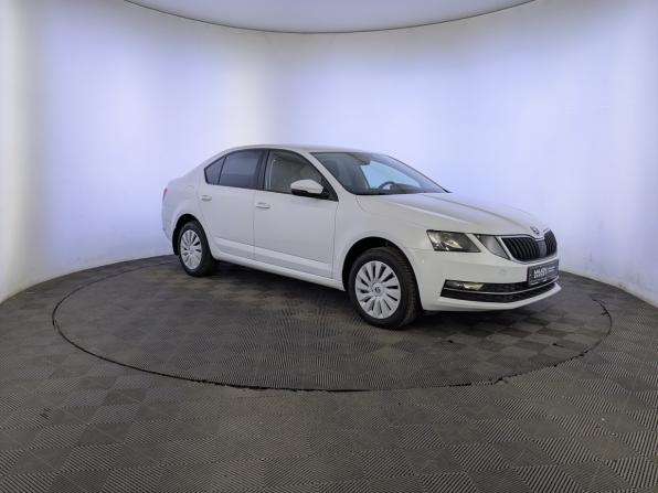 Skoda Octavia III (A7) Рестайлинг с пробегом 2020 года, цена 1 899 000 рублей, 73870 км, лифтбек, Автокод Объявления