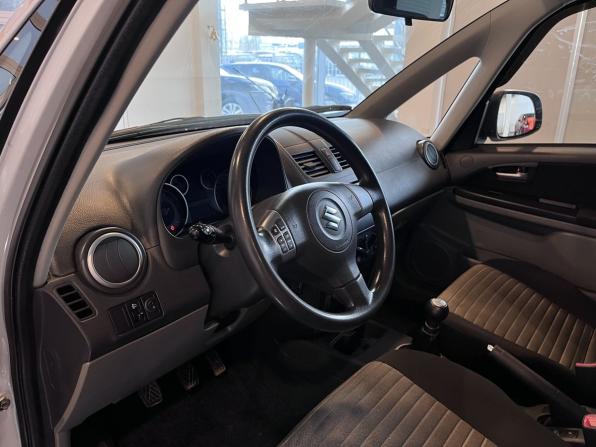 Suzuki SX4 I (Classic) Рестайлинг с пробегом 2012 года, цена 737 800 рублей, 173483 км, хэтчбек, Автокод Объявления